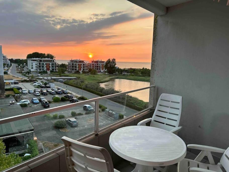 Seaview, Beach, Sunsets, Nature Heiligenhafen Exterior photo